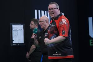 Stephen Bunting and Adrian Lewis test positive for Covid-19