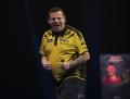 Dave Chisnall battles through to World Grand Prix quarter-final