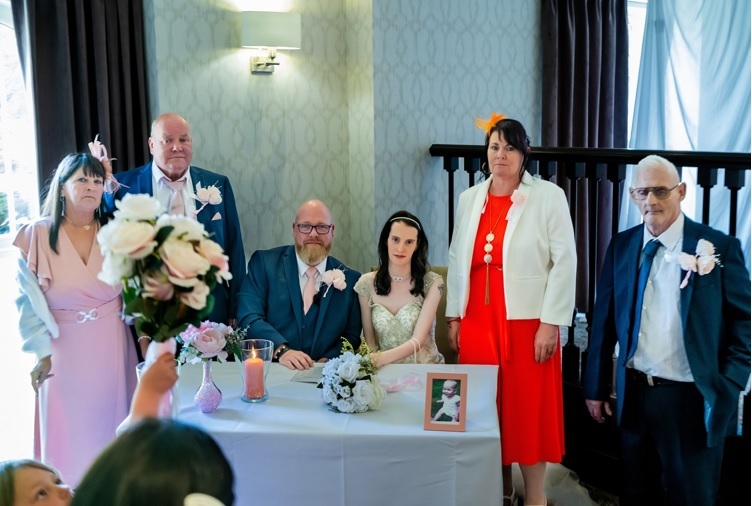 The bride and groom with Mary and Fred, Marks parents, and Tracey and Stephen, Stephs parents (Weddings by Mark)