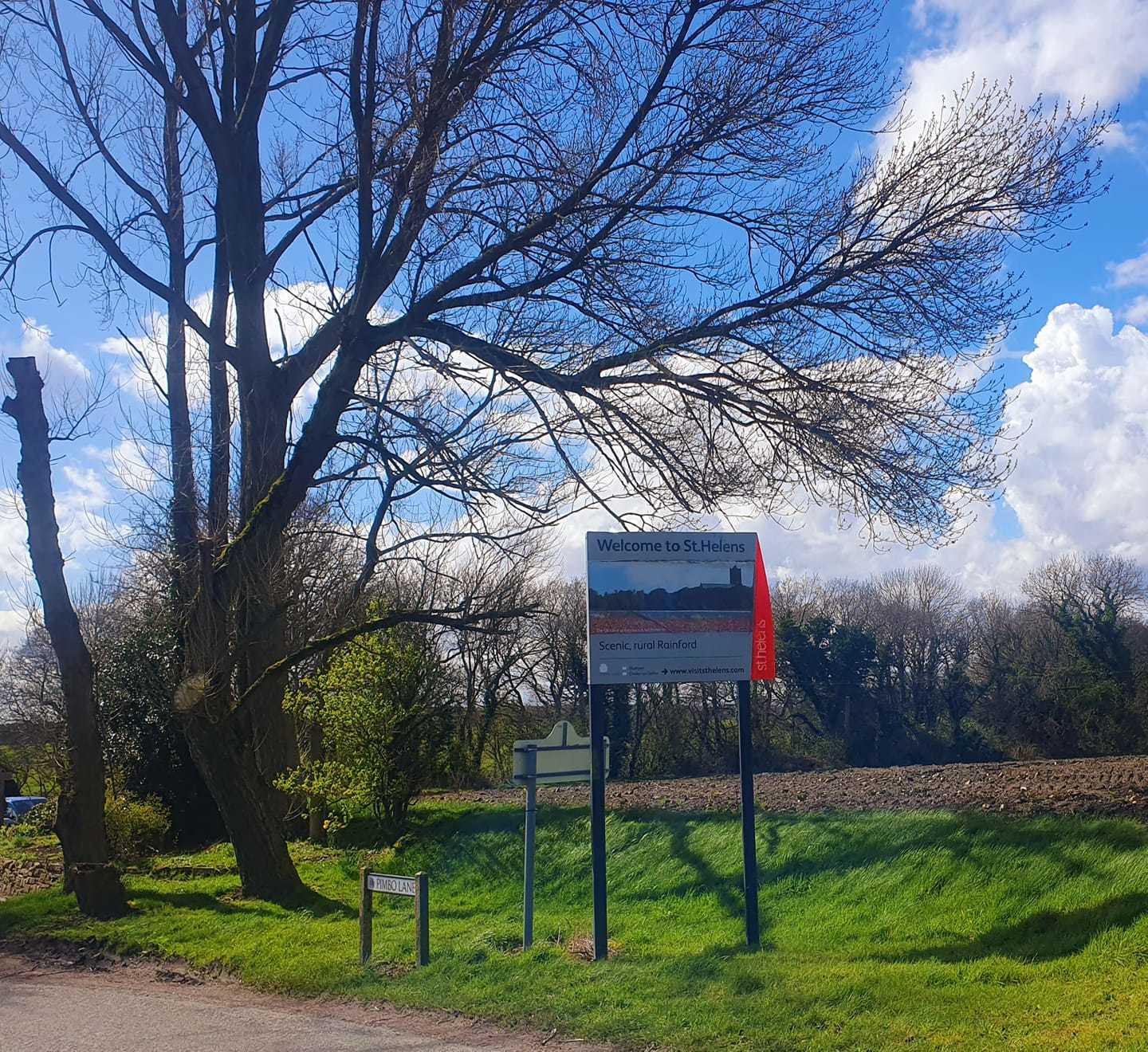 Entrance to the town by Clare White