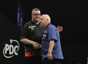 Stephen Bunting topples reigning champ Robert Thornton in the opening round of the Unibet Grand Prix