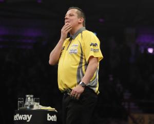 Dave Chisnall beaten by Phil Taylor on opening night of Premier League