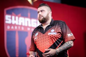 Michael Smith wins Shanghai Darts Masters